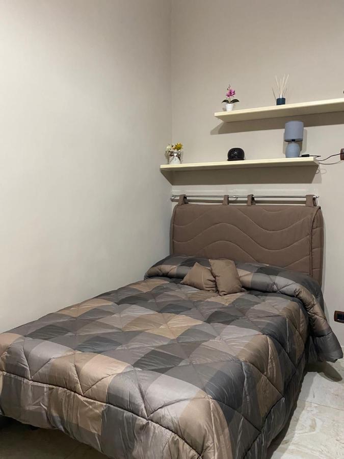Вилла Samy House Napoli Экстерьер фото